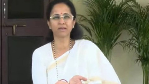 मोहित कंबोज यांच्या कौटुंबिक कार्यक्रमाला ठाकरेंची उपस्थिती, यावर सुप्रिया सुळे म्हणाल्या की मला वाटतं..