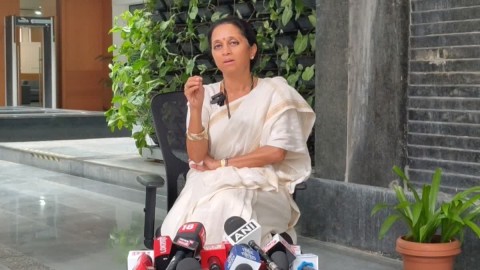 पुण्याच्या कारभाऱ्याला सक्तीच्या रजेवर पाठवा'; सुप्रिया सुळे यांची मागणी